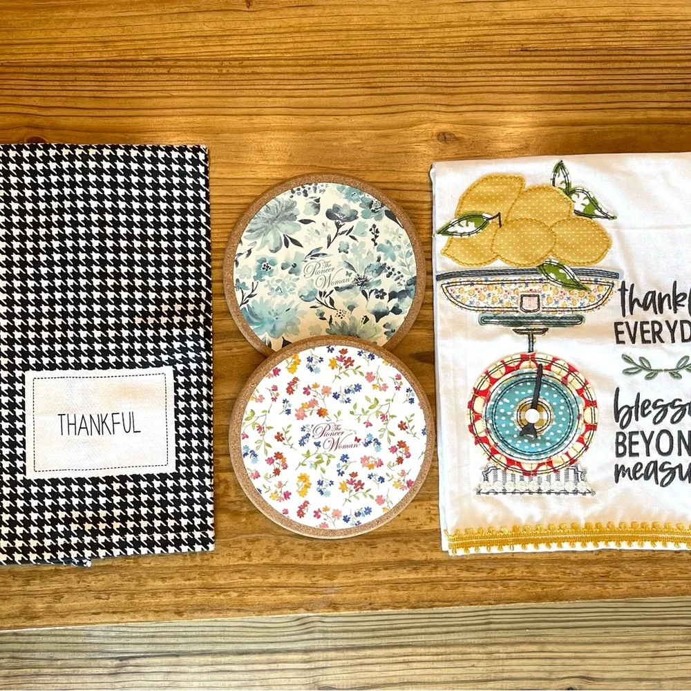 Tea Towel, Towel & Two Hot Pads